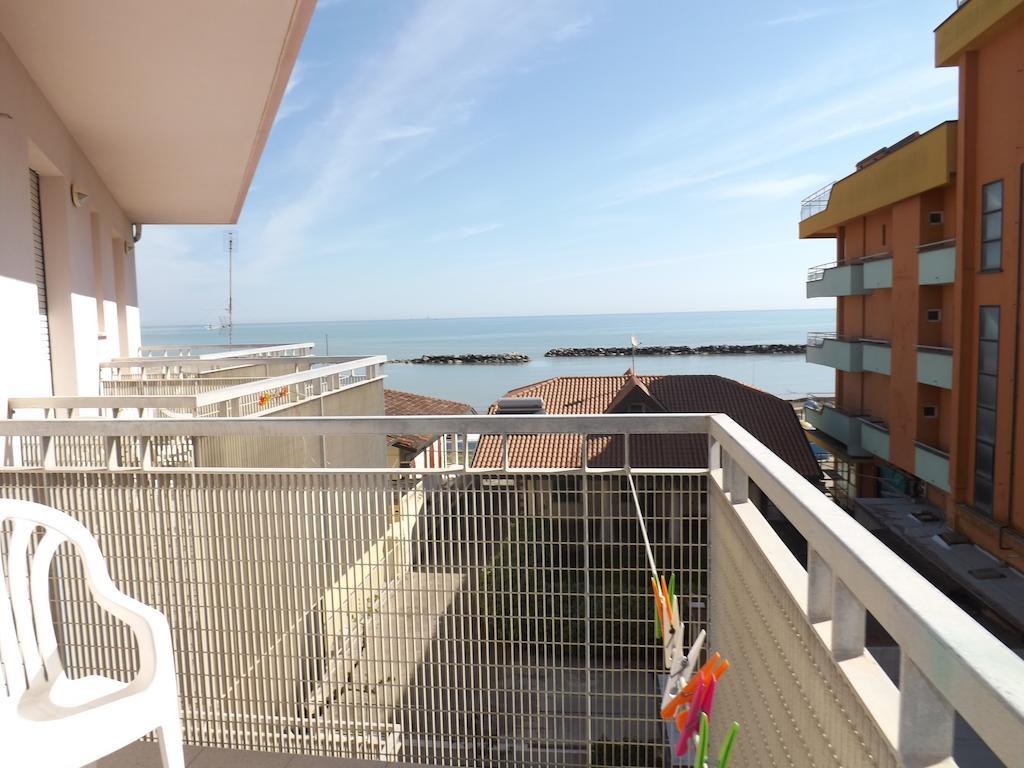 Hotel Villa Claudia Беллария-Иджеа-Марина Номер фото